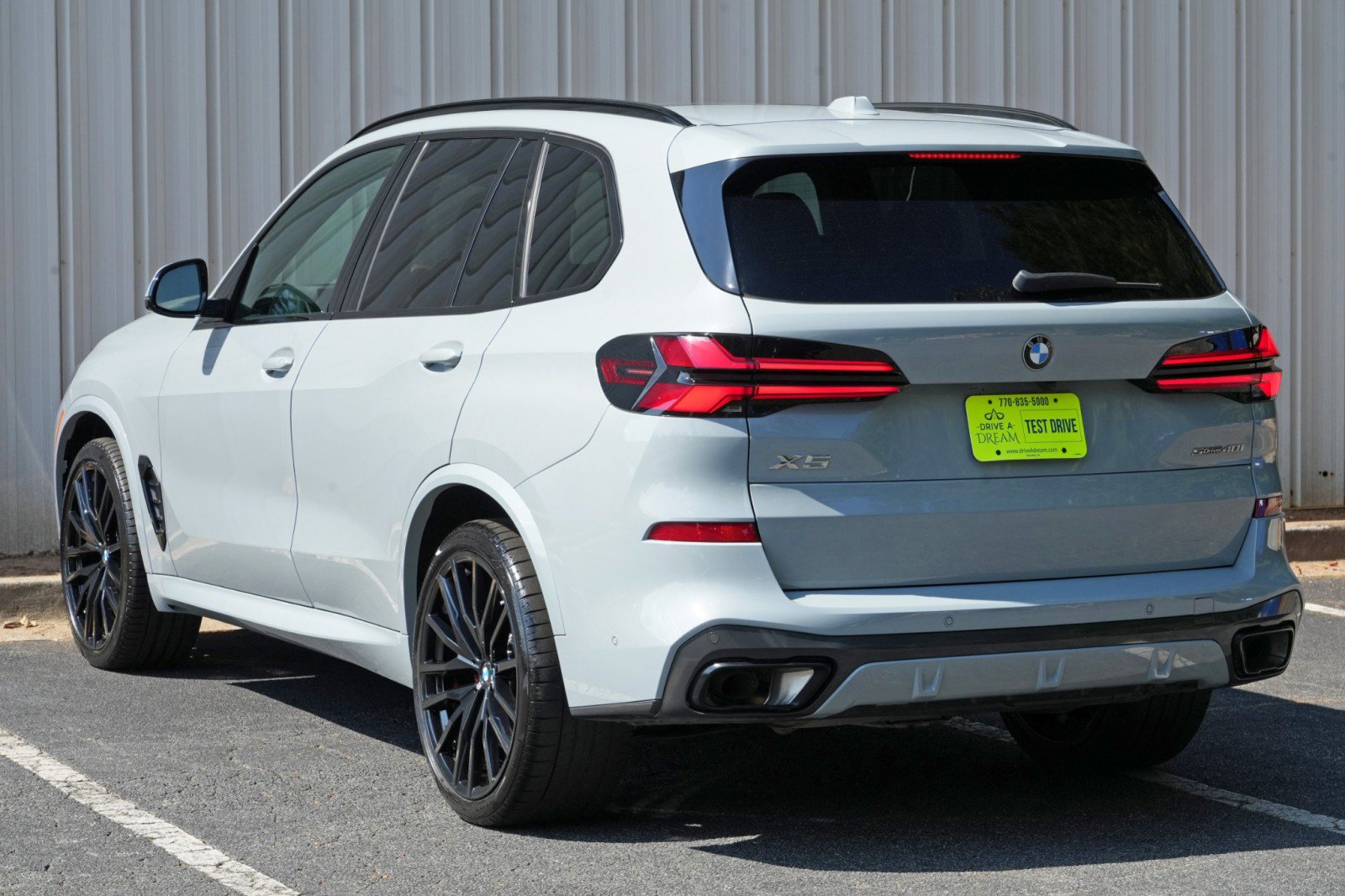 Used 2024 BMW X5 sDrive40i w/ M Sport Package RWD image 56