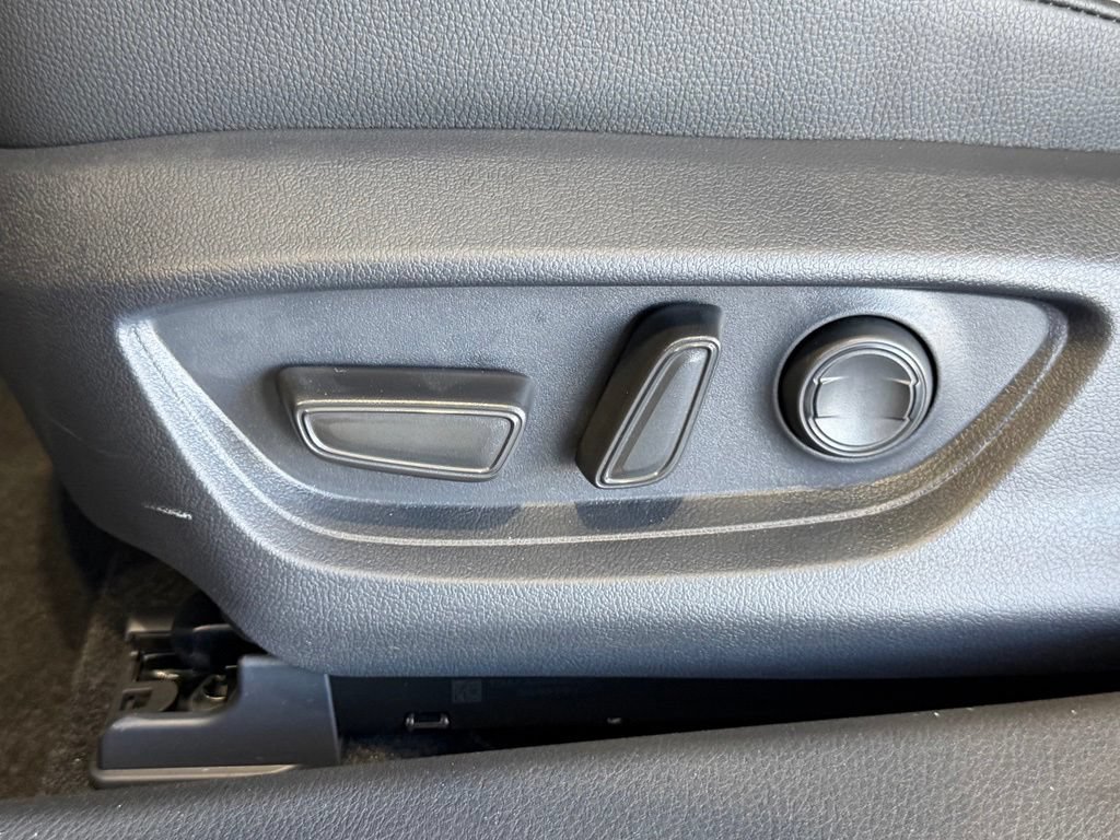 Certified 2026 Toyota Camry SE FWD image 22