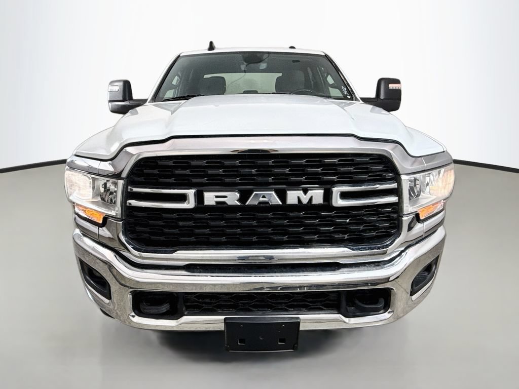 Used 2024 RAM 2500 Big Horn AWD/4WD image 2