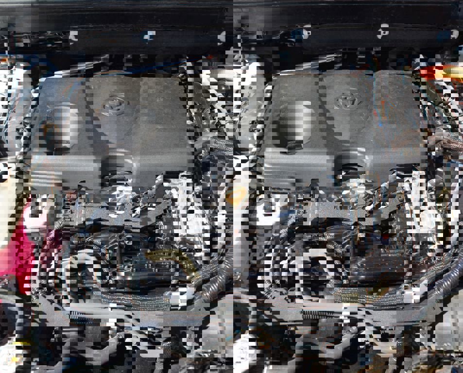 Used 2019 Toyota RAV4 XLE image 28