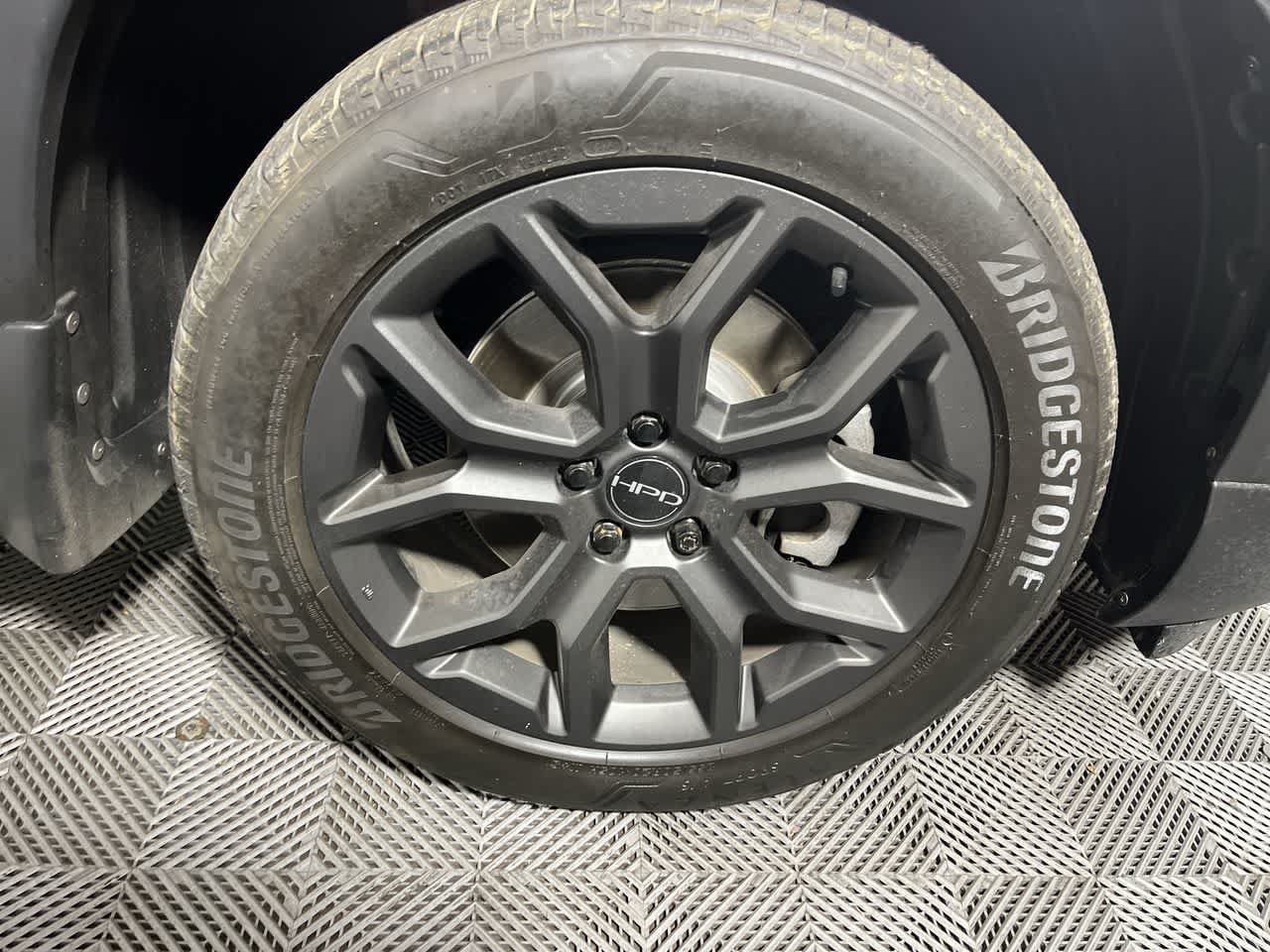 Used 2023 Honda Pilot Touring image 10