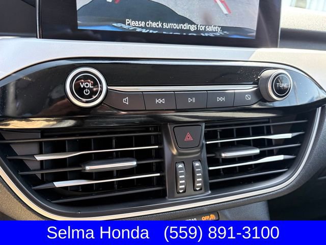 Used 2022 Ford Escape SE w/ SE Sport Appearance Package AWD/4WD image 20