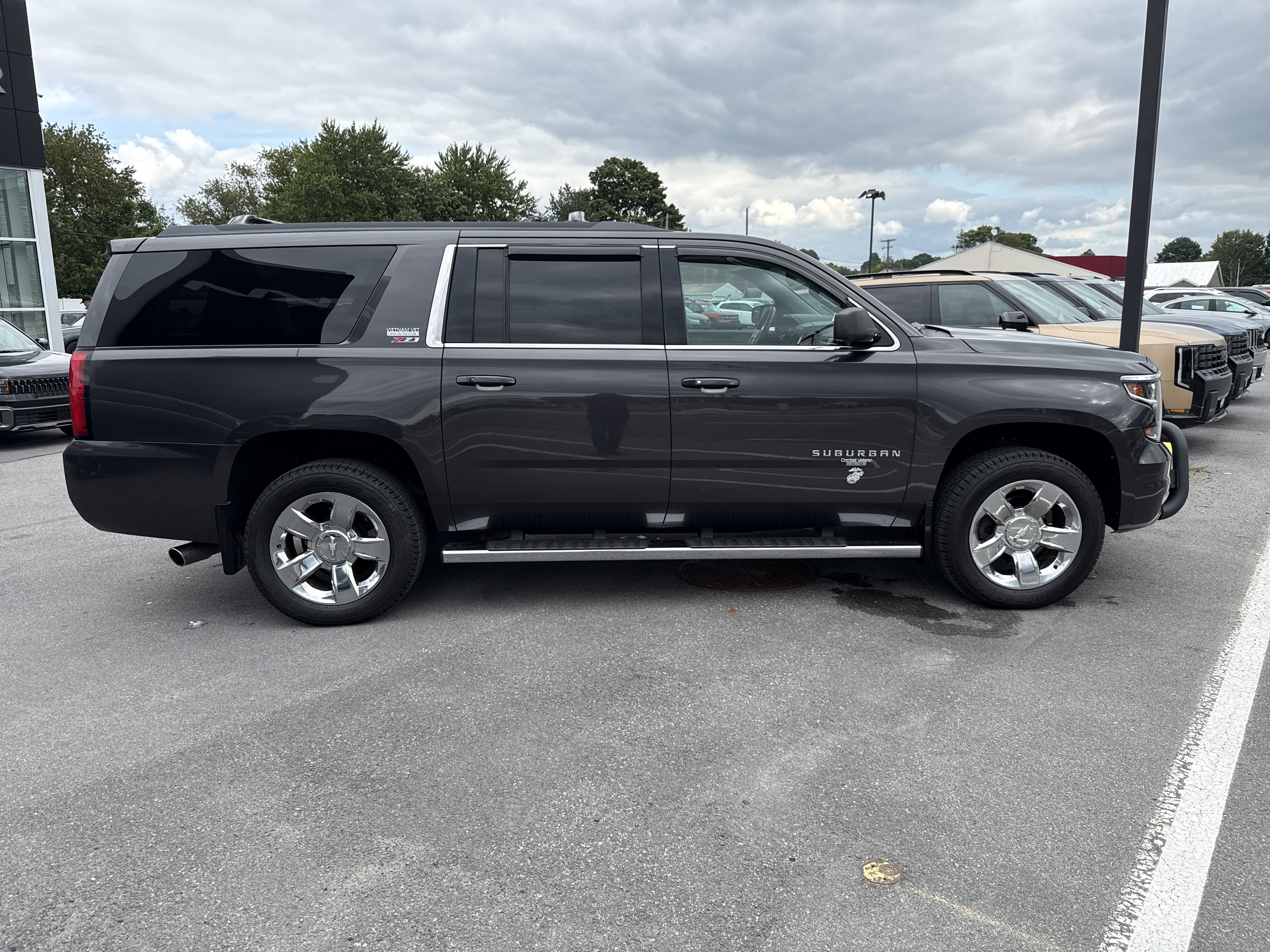 Used 2016 Chevrolet Suburban LT AWD/4WD image 2