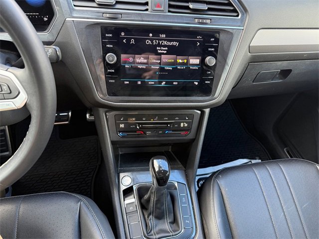 Used 2023 Volkswagen Tiguan SE R-Line image 15