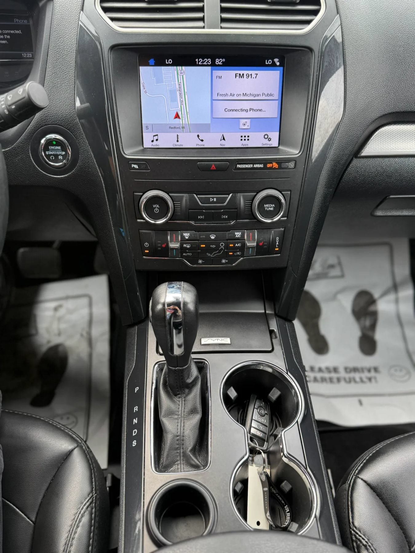 Used 2019 Ford Explorer XLT w/ Equipment Group 202A FWD image 17