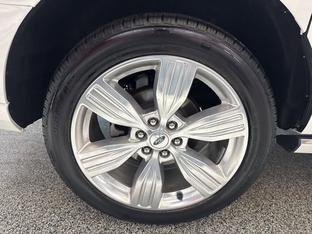 Used 2024 Ford Expedition Max Platinum image 27