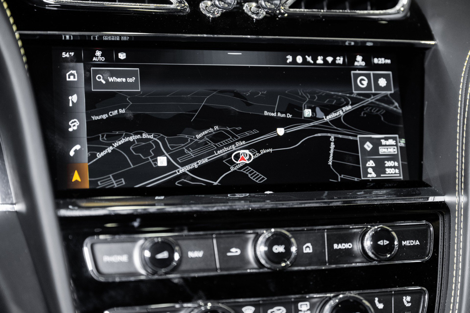 New 2025 Bentley Bentayga image 38