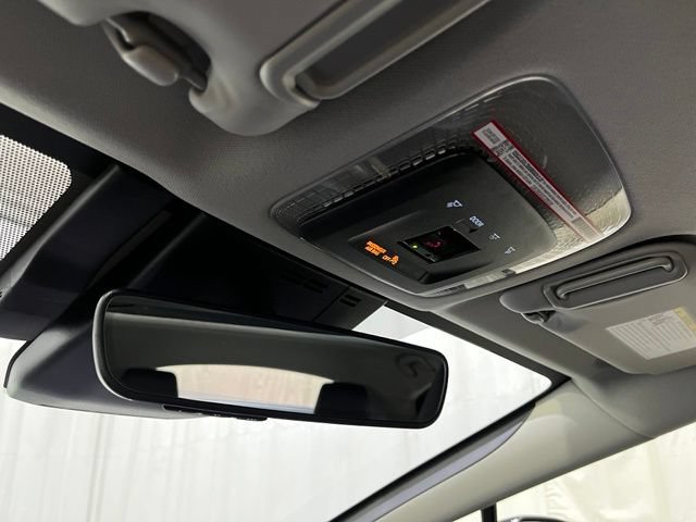 New 2026 Toyota Prius Plug-In Hybrid FWD image 21