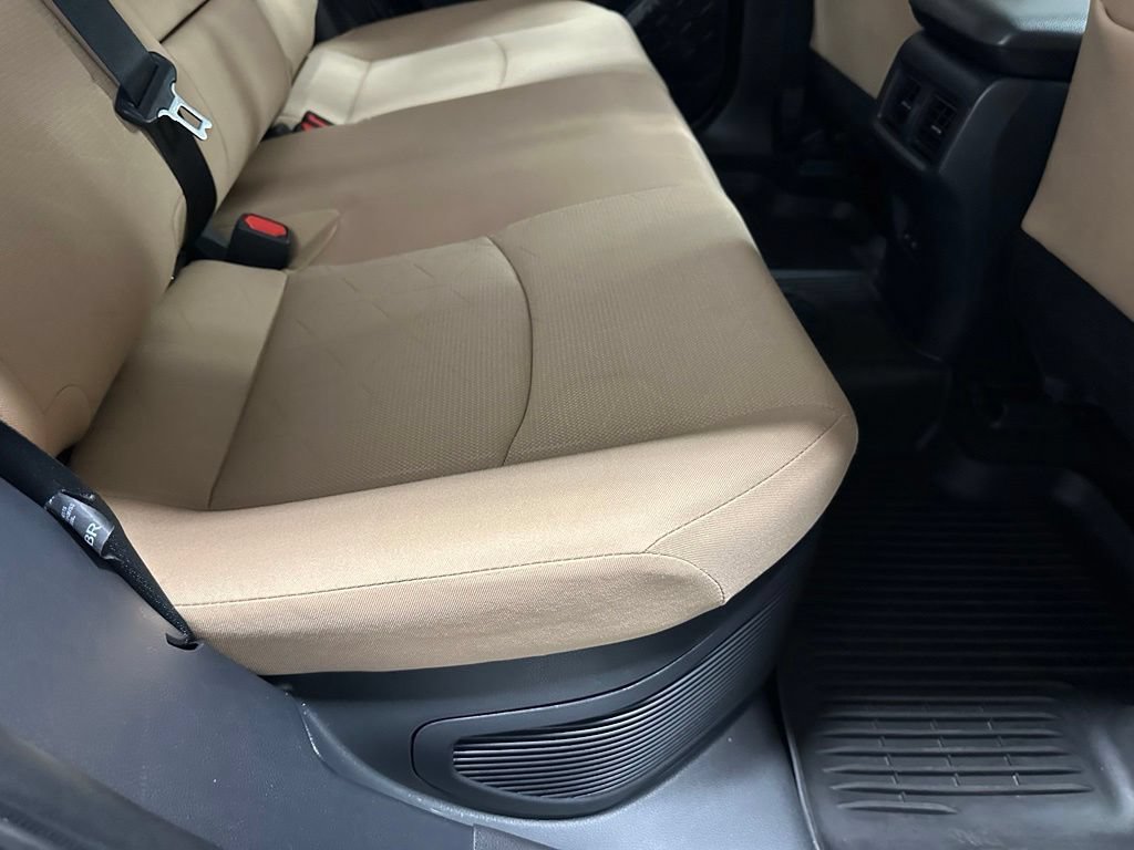 Used 2025 Toyota RAV4 XLE AWD/4WD image 53