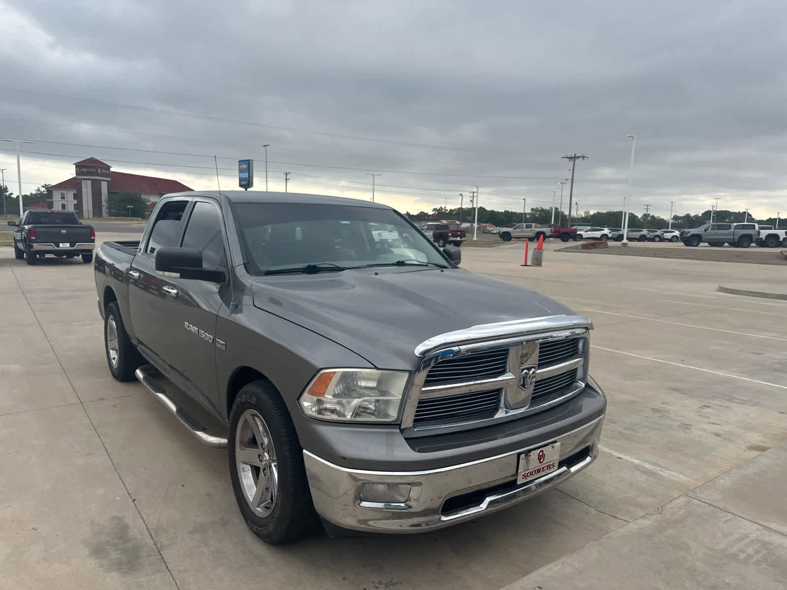 Used 2011 RAM 1500 Big Horn RWD image 3