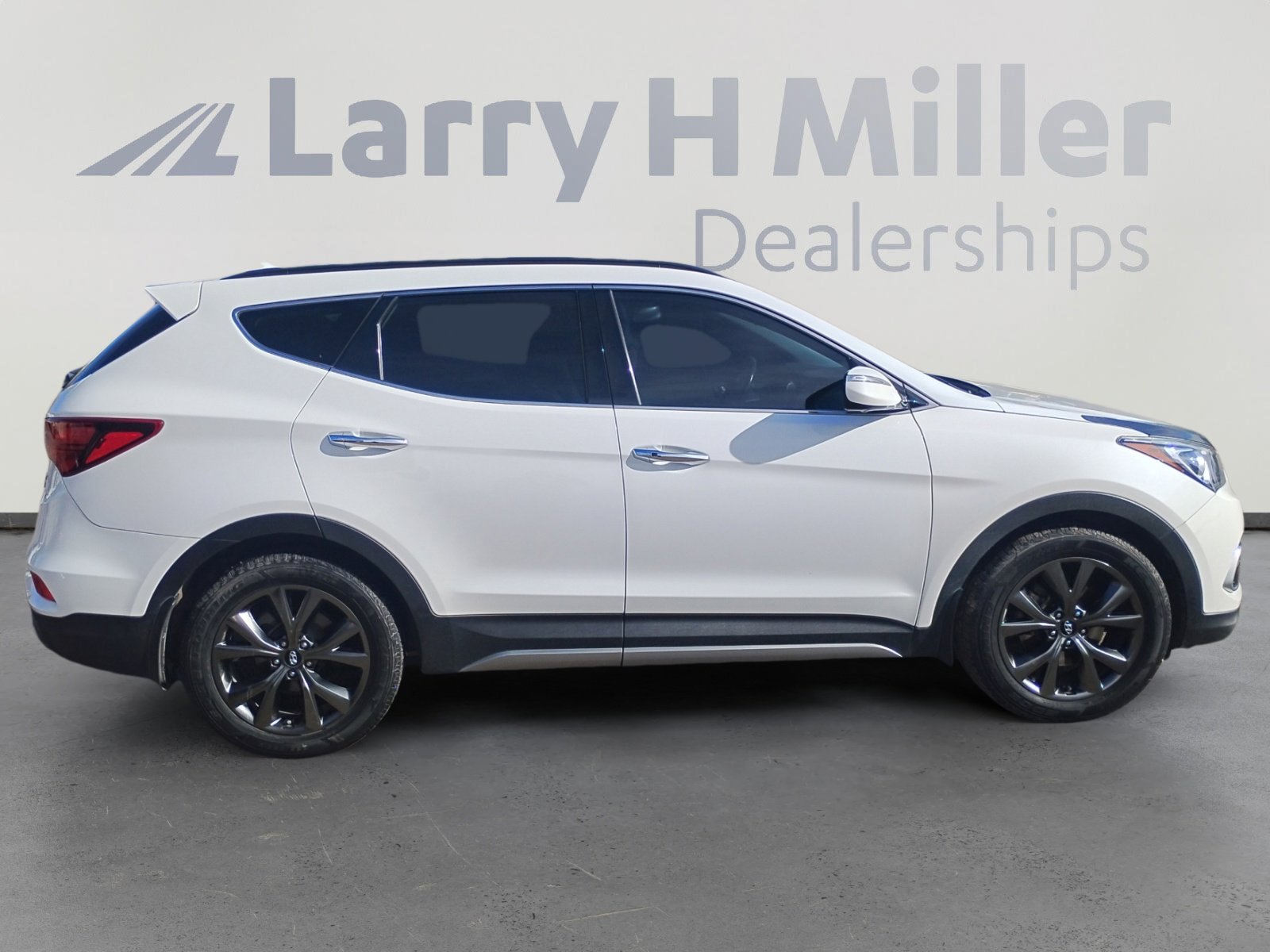 Used 2018 Hyundai Santa Fe Sport image 6