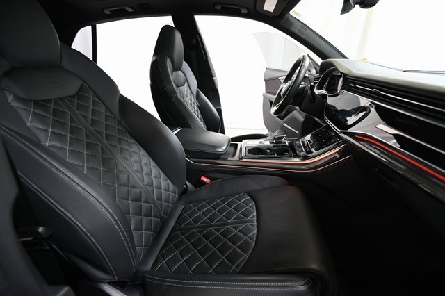 Used 2022 Audi SQ8 Prestige w/ Prestige Package image 26