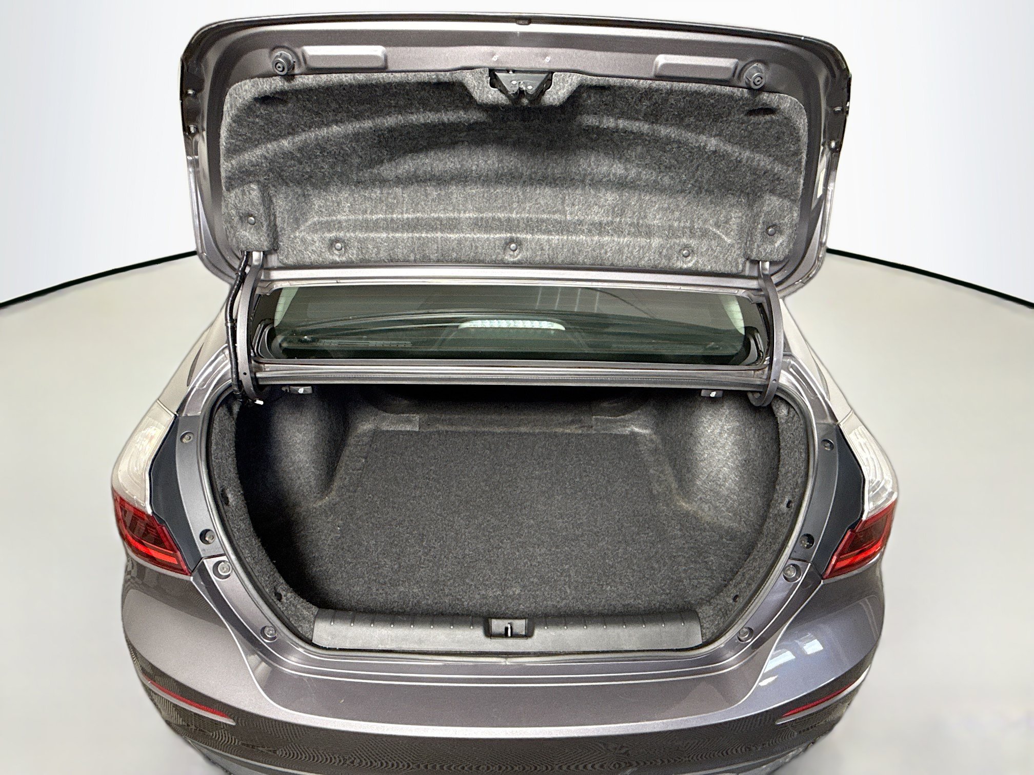 Used 2019 Honda Insight EX image 22