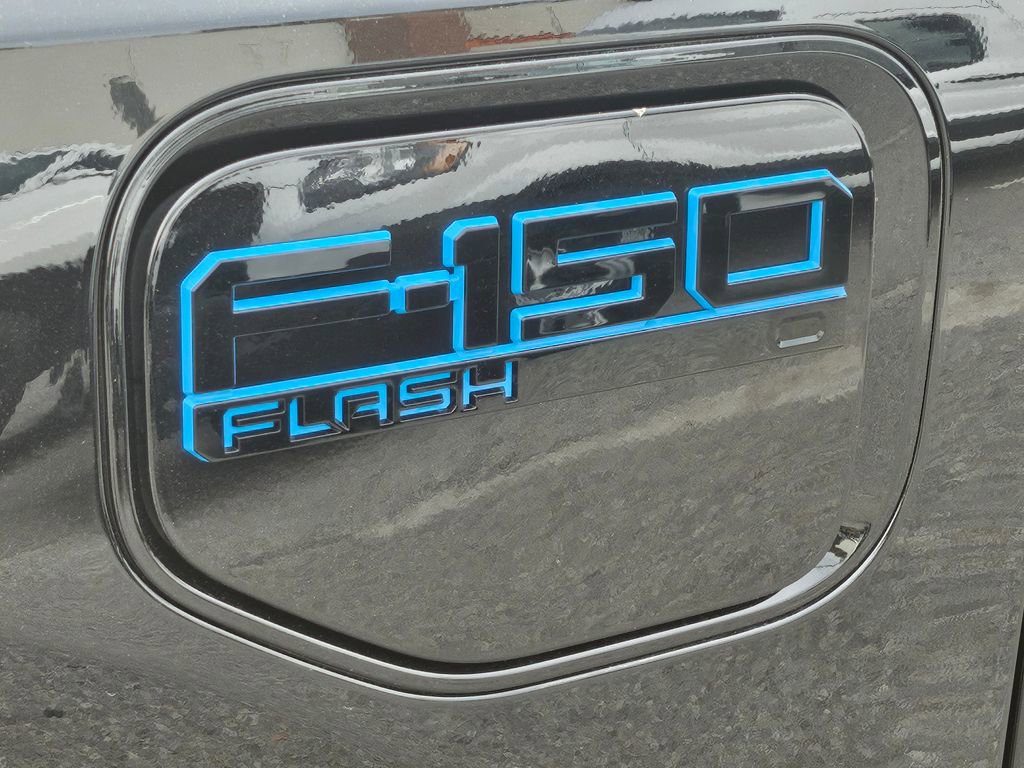 New 2025 Ford F150 Lightning Flash image 25