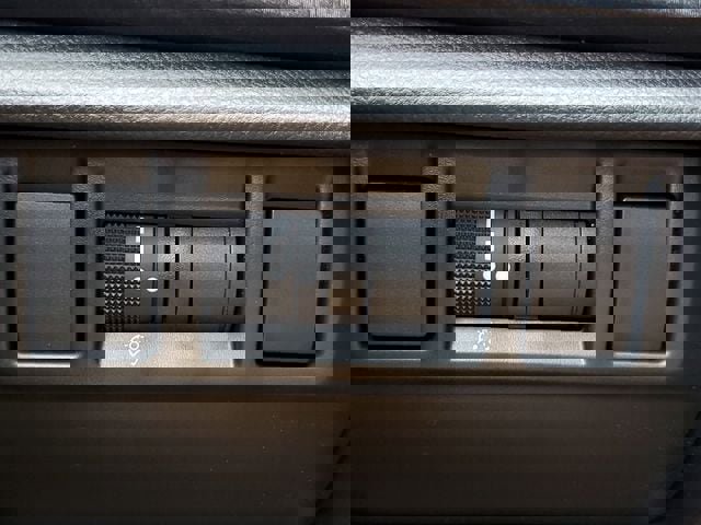 Used 2025 Subaru Crosstrek 2.5i Sport w/ Popular Package #4A image 37