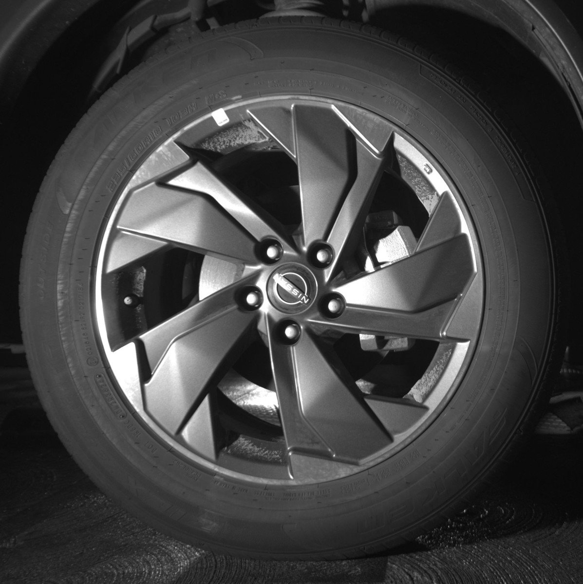 Used 2025 Nissan Rogue SV image 13