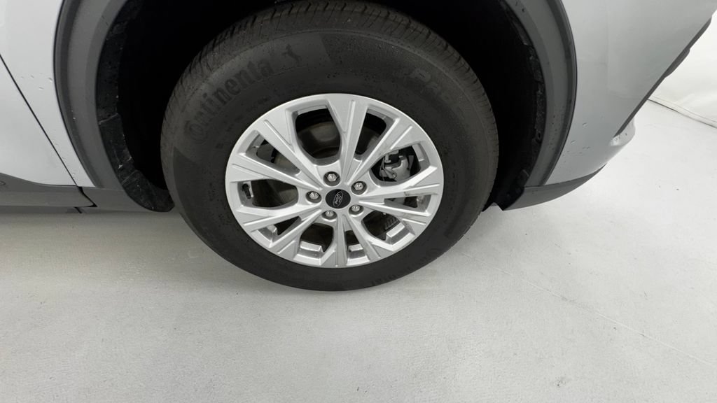 Used 2024 Ford Escape Active AWD/4WD image 9