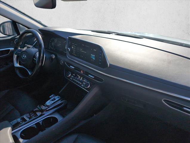Used 2021 Hyundai Sonata Limited w/ Preferred Accessory Package image 23