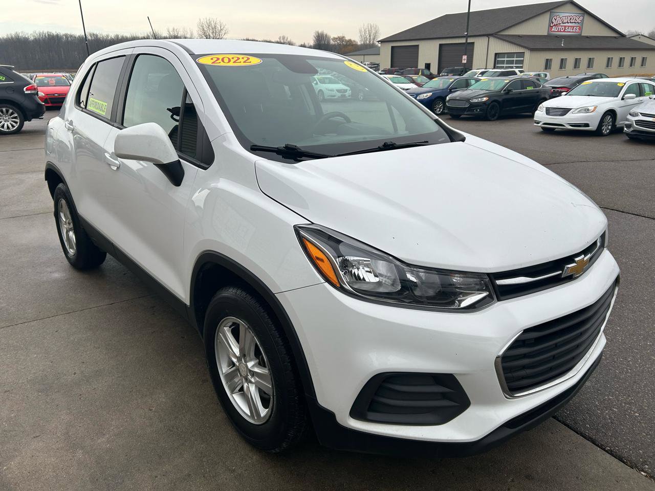 Used 2022 Chevrolet Trax LS w/ Tint and Cruise Package AWD/4WD image 3