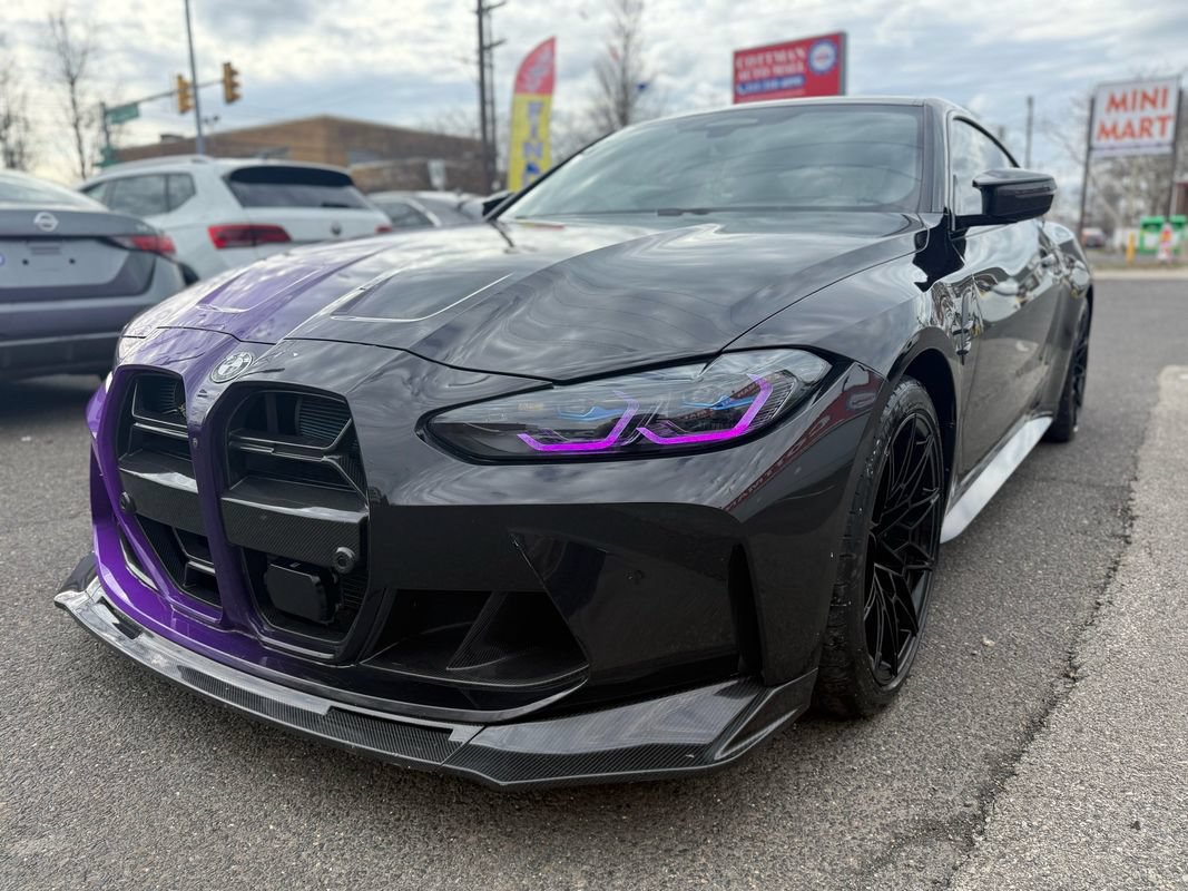 Used 2024 BMW M4 xDrive Competition w/ M Carbon Exterior Package AWD/4WD video 1
