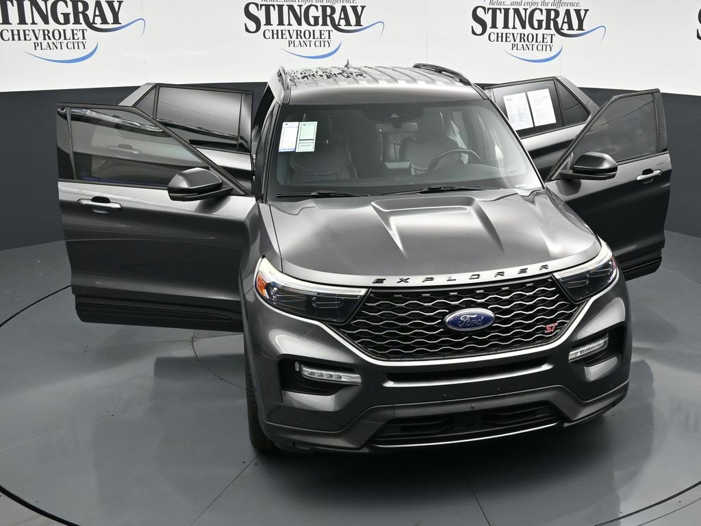 Used 2020 Ford Explorer ST w/ ST Street Pack image 25