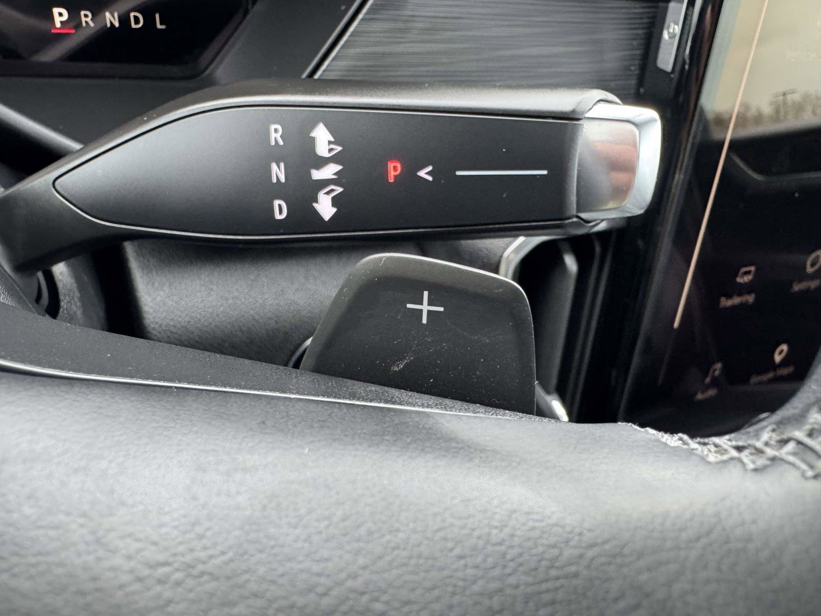 Used 2025 GMC Acadia Elevation w/ Elevation Premium Package image 36