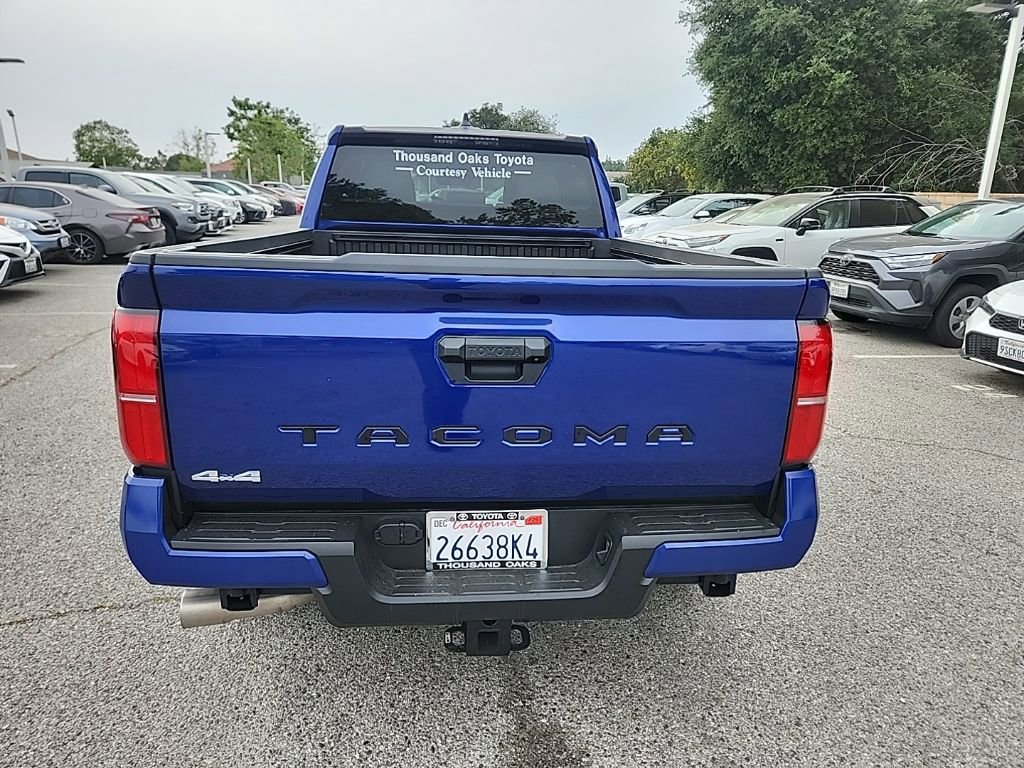 Used 2025 Toyota Tacoma SR5 image 4