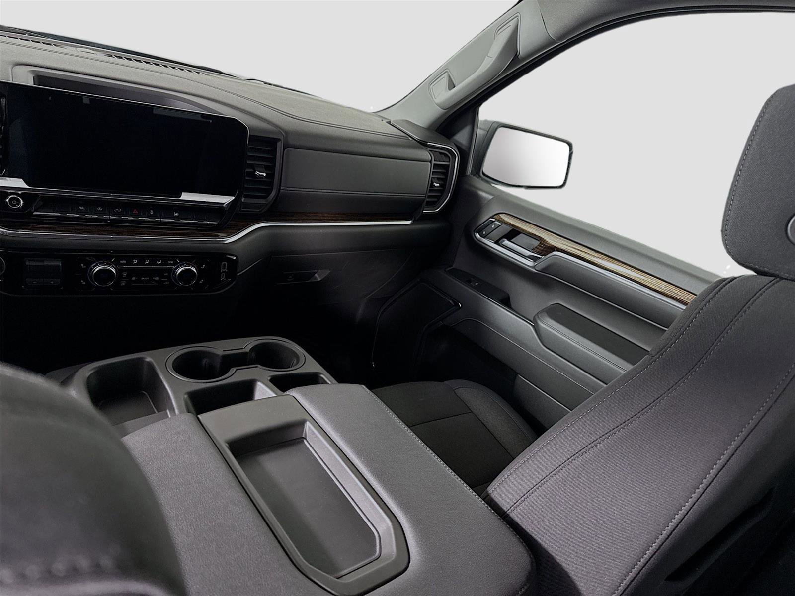 Used 2024 GMC Sierra 1500 Elevation image 16