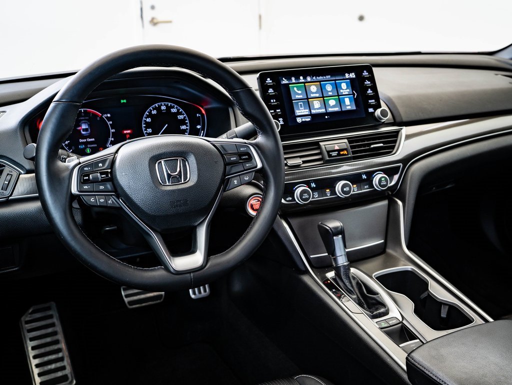 Used 2018 Honda Accord Sport image 4
