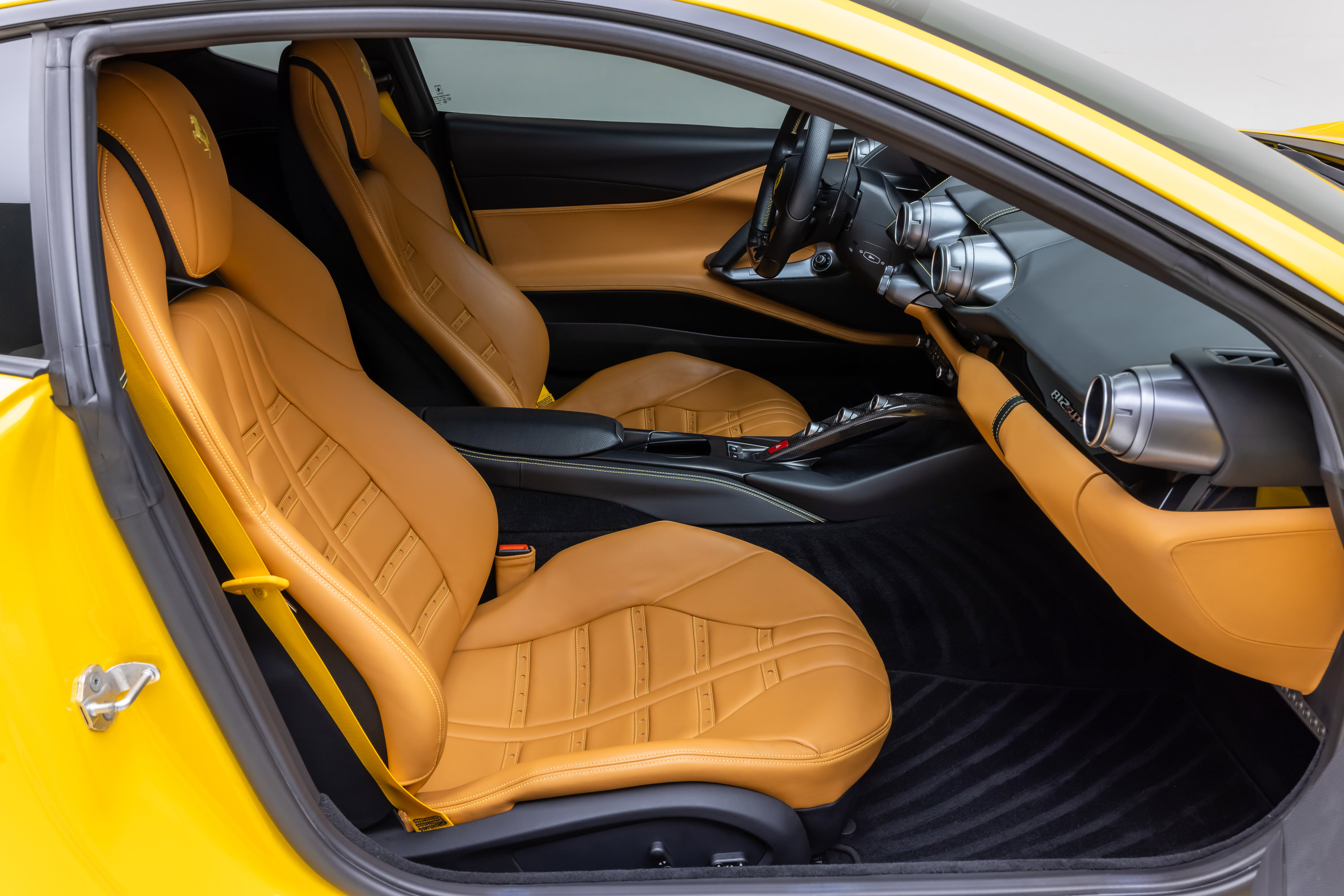 Used 2019 Ferrari 812 Superfast image 61