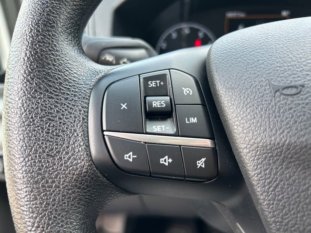 Used 2023 Ford Transit 350 XLT image 21