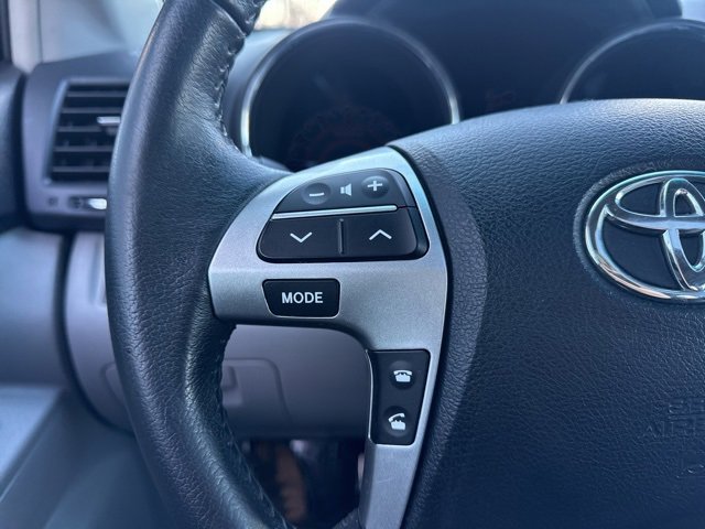 Used 2013 Toyota Highlander SE image 19