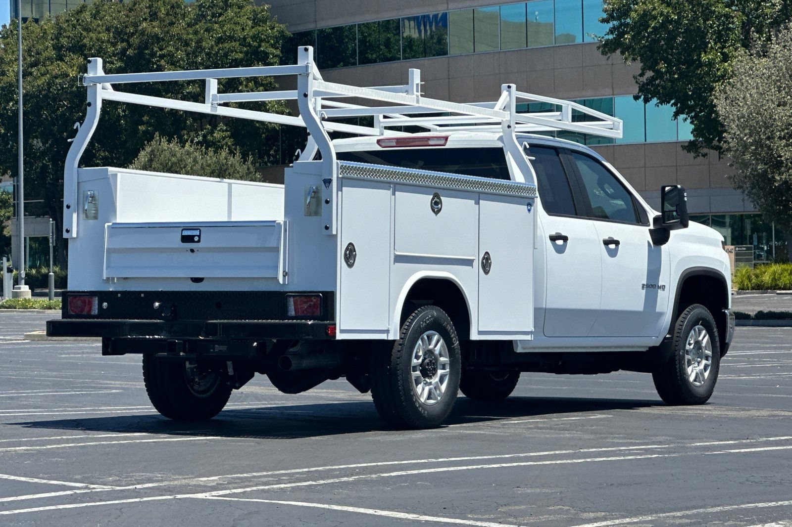 New 2026 Chevrolet Silverado 2500 W/T w/ WT Convenience Package AWD/4WD image 4