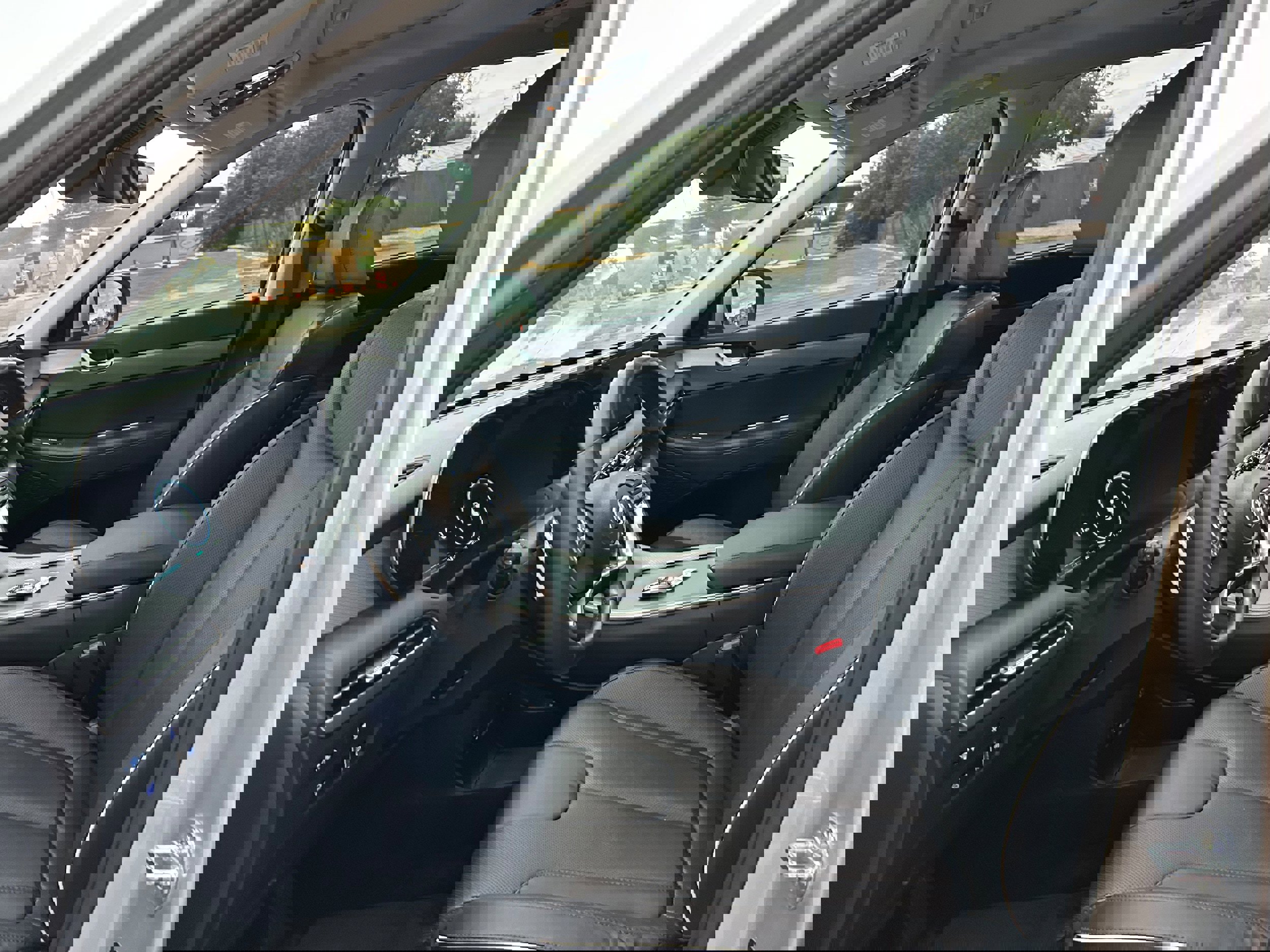 Used 2023 Hyundai Palisade SEL w/ Premium Package image 11