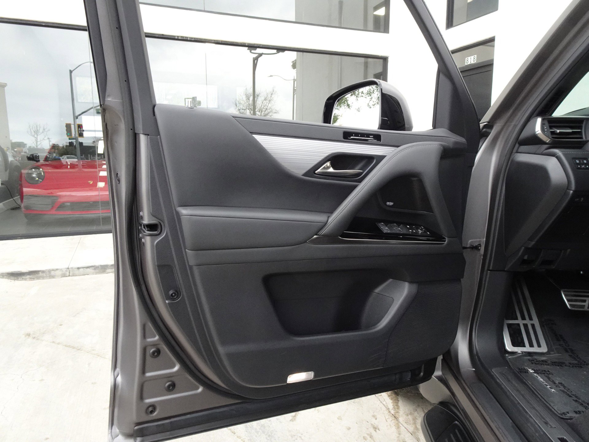 Used 2024 Lexus LX 600 F Sport AWD/4WD image 11
