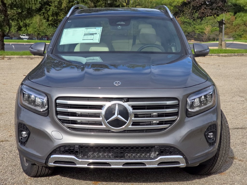New 2026 Mercedes-Benz GLB 250 4MATIC image 11