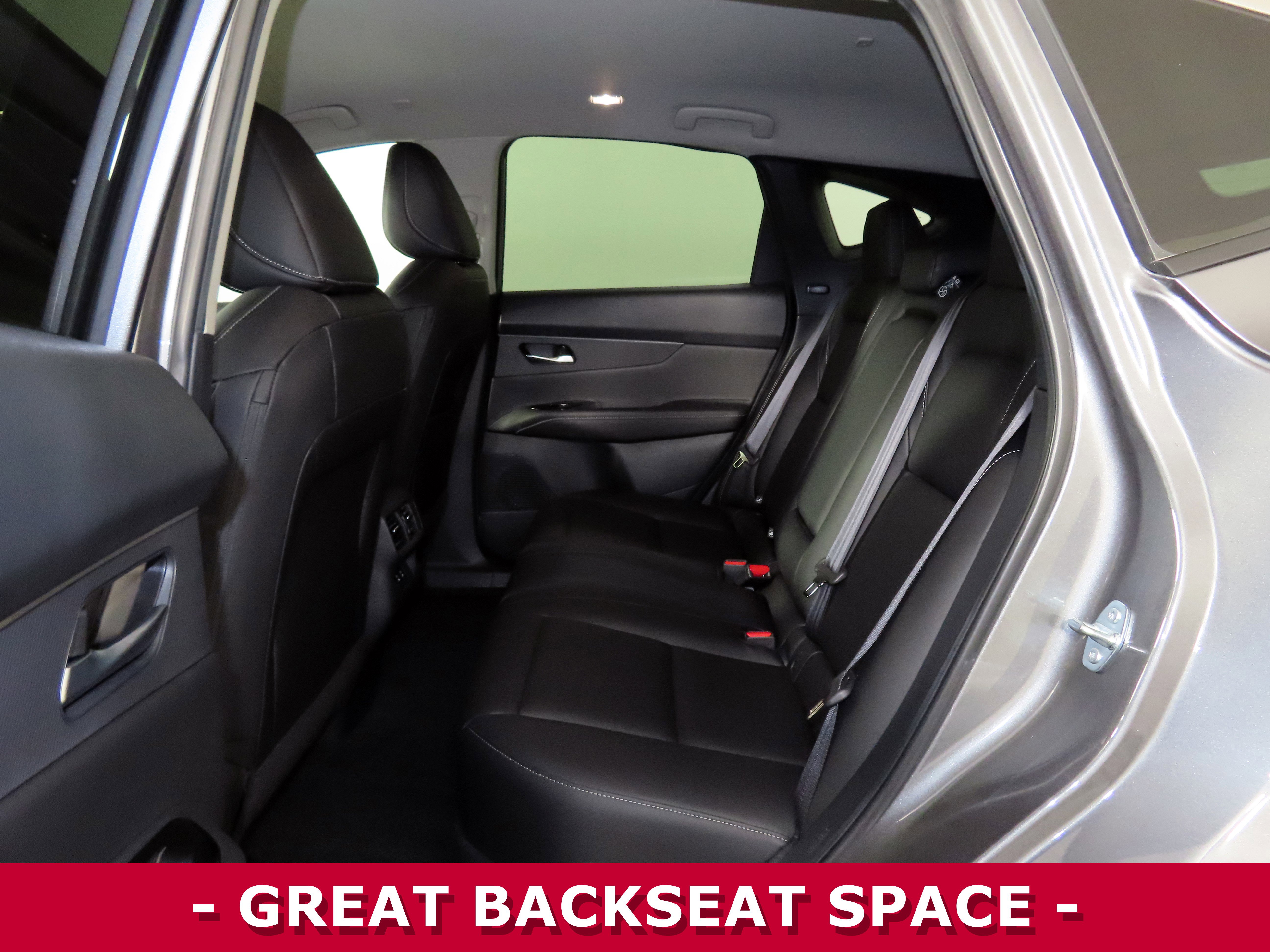 Certified 2025 Nissan Murano SV image 17