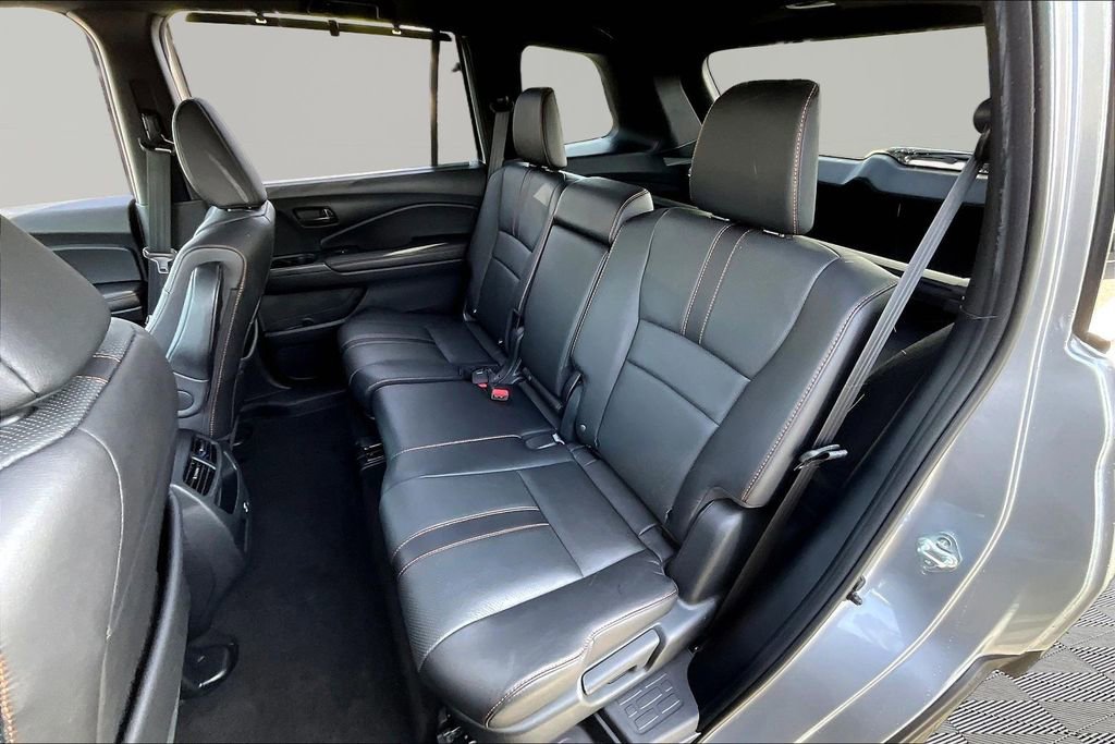 Used 2023 Honda Passport TrailSport image 18