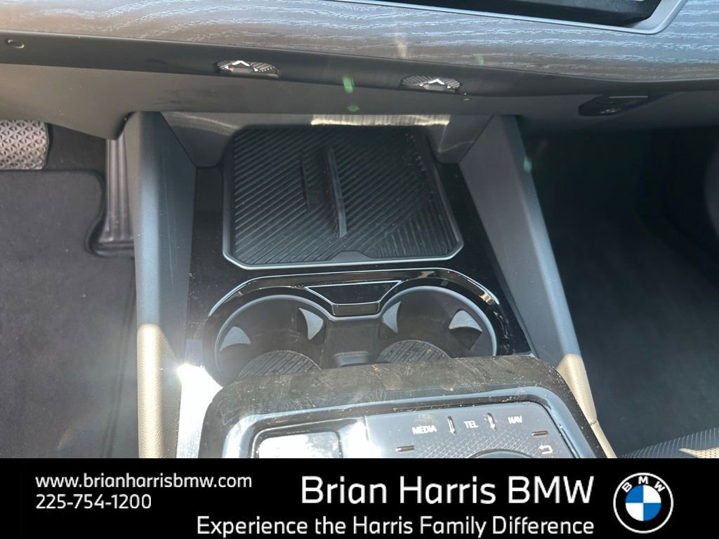 Certified 2025 BMW 530i w/ Premium Package image 24