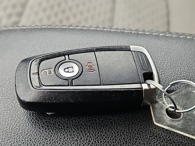 Used 2022 Ford Escape SE AWD/4WD image 28