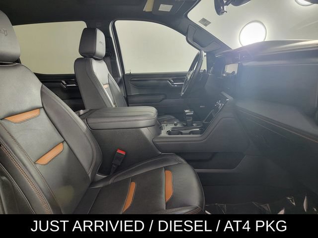 Used 2024 GMC Sierra 1500 AT4 w/ Technology Package AWD/4WD image 18