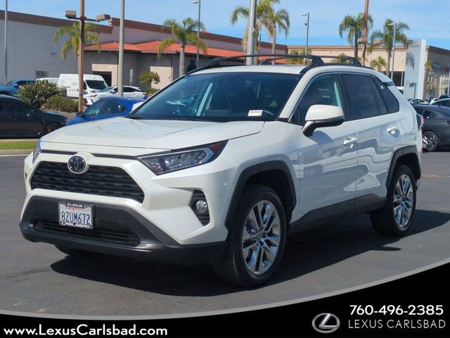Used 2021 Toyota RAV4 XLE Premium image 1