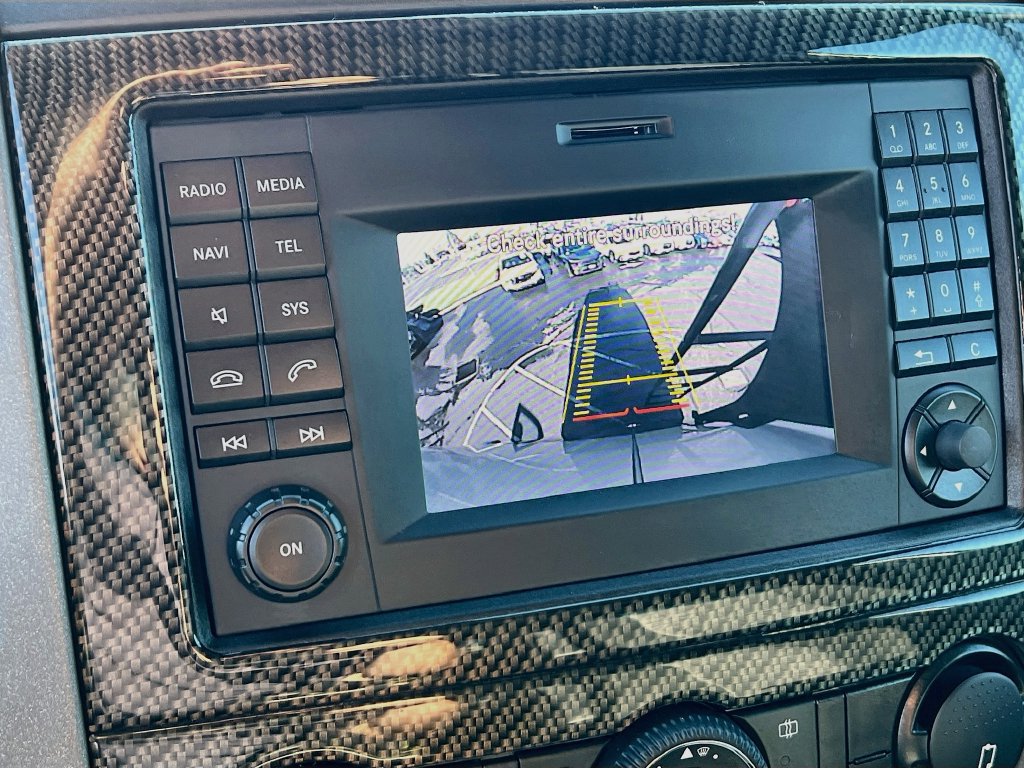 Used 2018 Mercedes-Benz Sprinter 2500 image 16