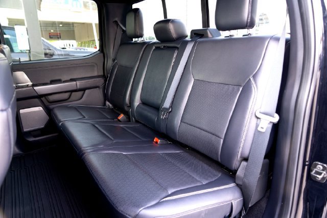 Used 2025 Ford F150 Lariat w/ Equipment Group 501A Mid AWD/4WD image 30