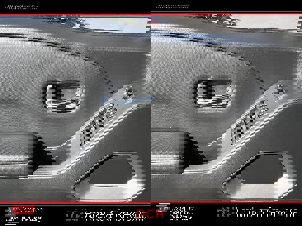 Used 2023 Nissan Frontier SV image 16