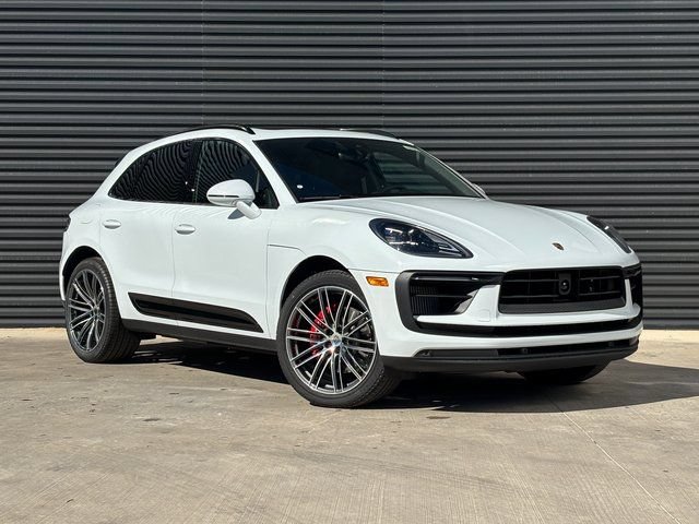 Certified 2026 Porsche Macan S AWD/4WD image 9