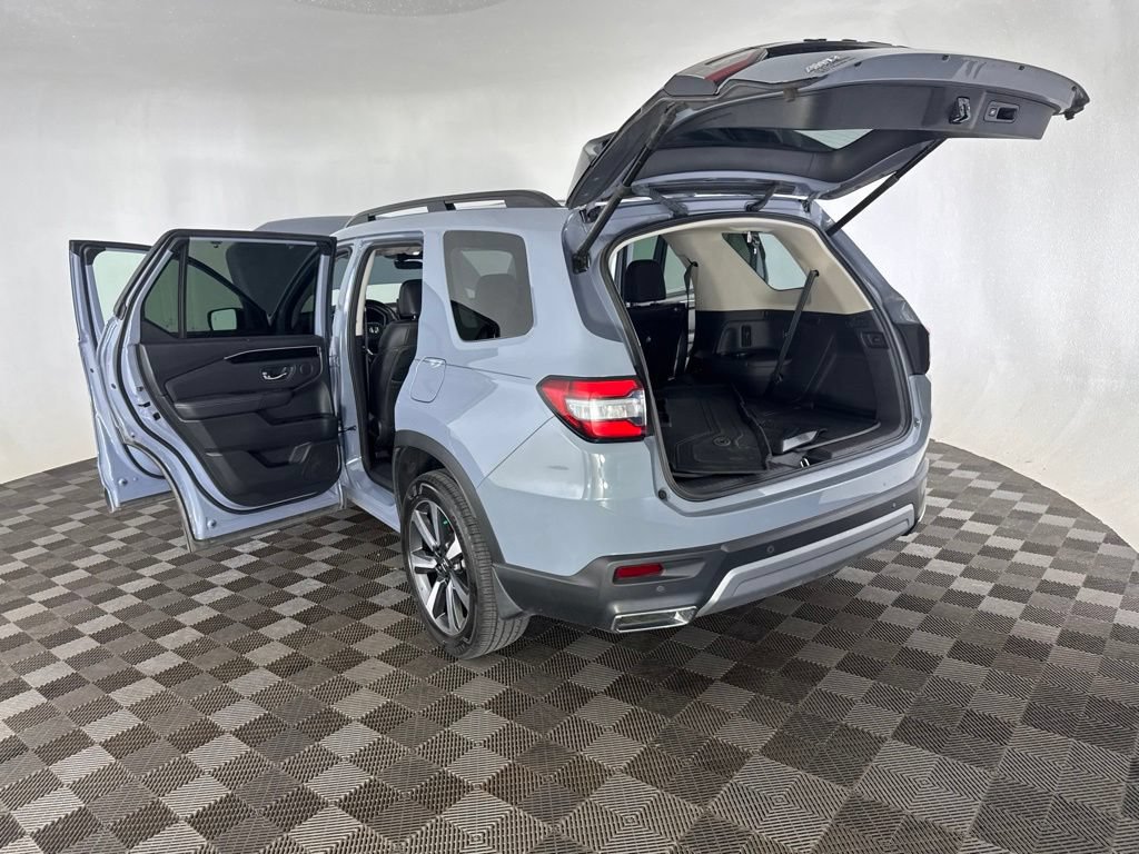 Certified 2023 Honda Pilot Touring image 18