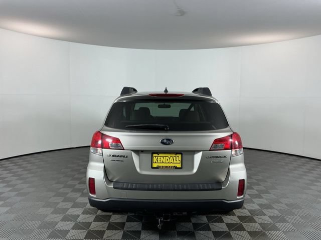 Used 2014 Subaru Outback 2.5i Limited w/ Moonroof Package AWD/4WD image 6
