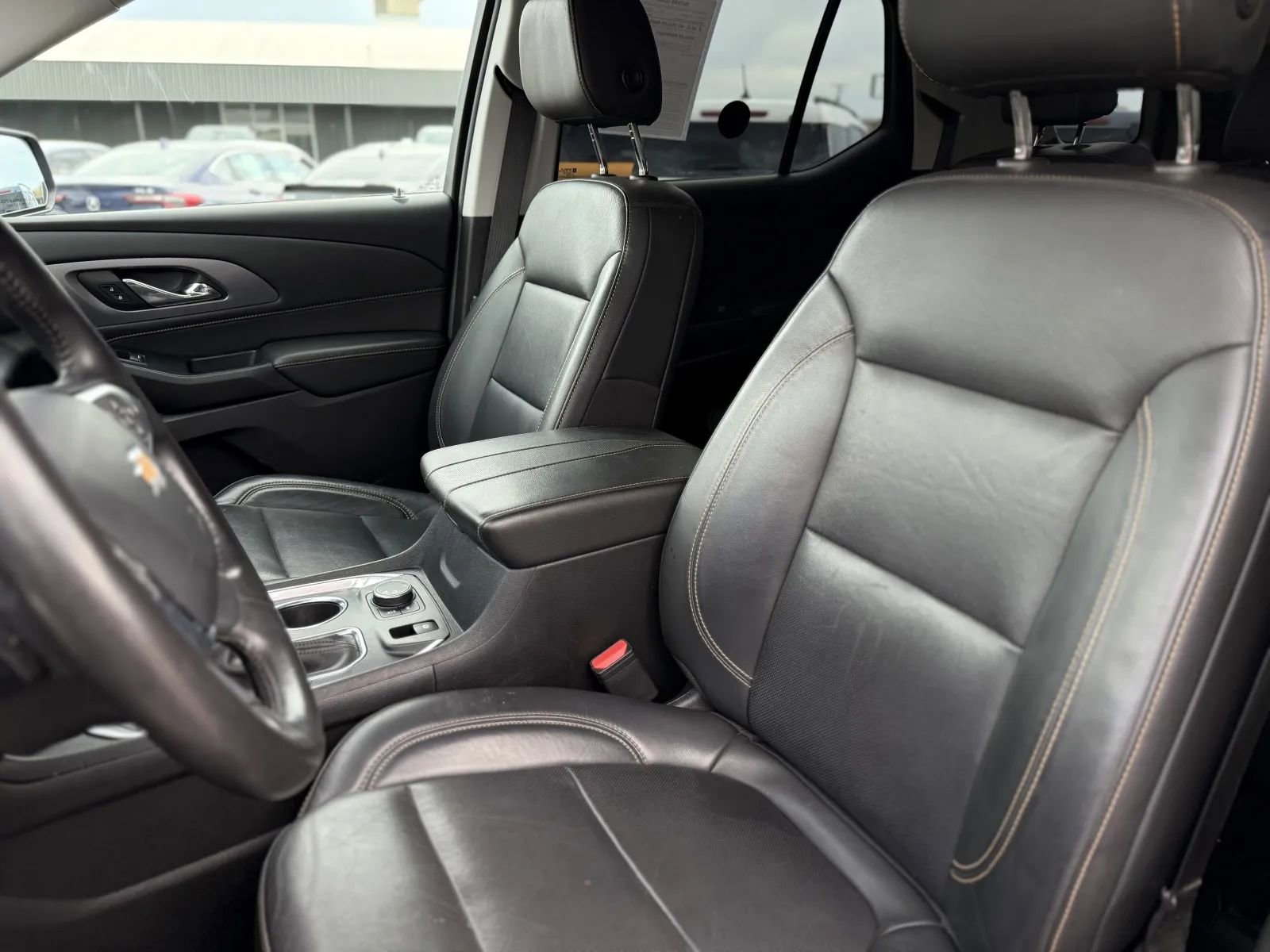 Used 2021 Chevrolet Traverse Premier w/ Redline Edition AWD/4WD image 14