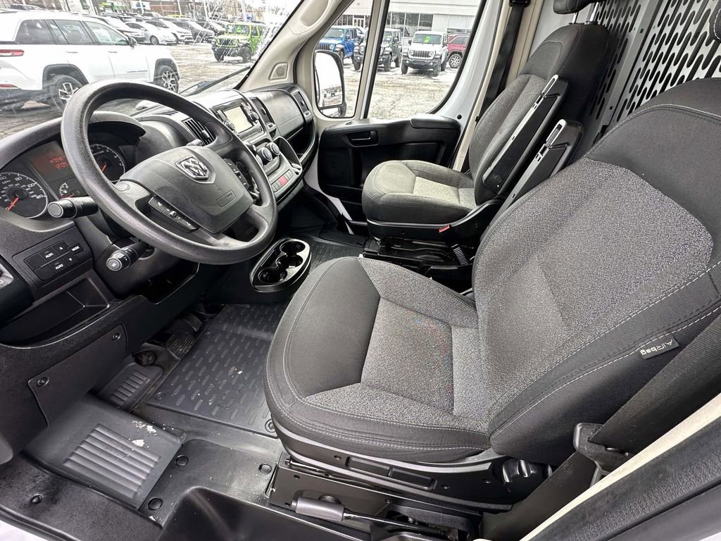 Used 2019 RAM ProMaster 3500 w/ Premium Appearance Group image 17